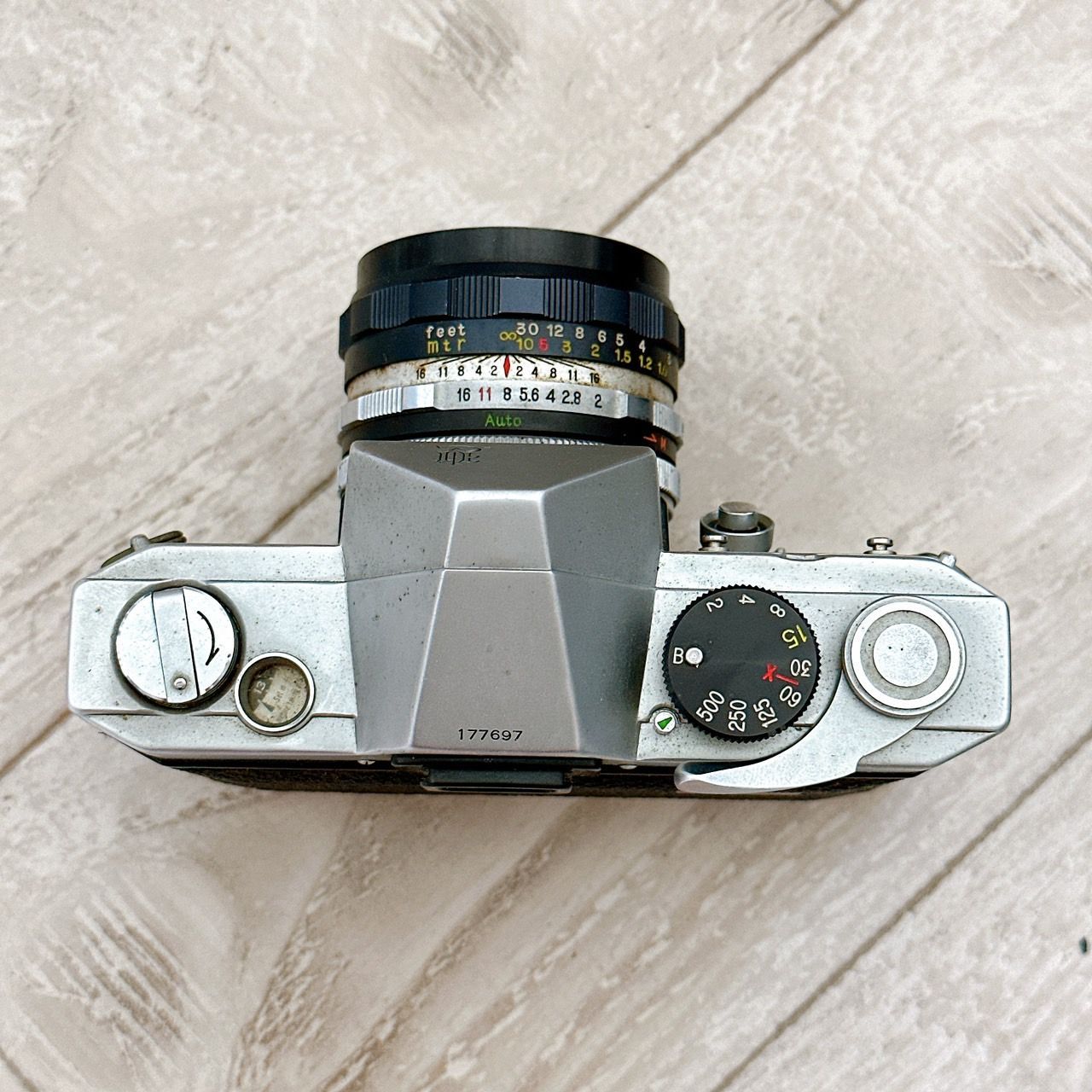 ペトリ PETRI V Ⅵ（V6）35mm 一眼レフカメラ☆レンズ2本セット - メルカリ