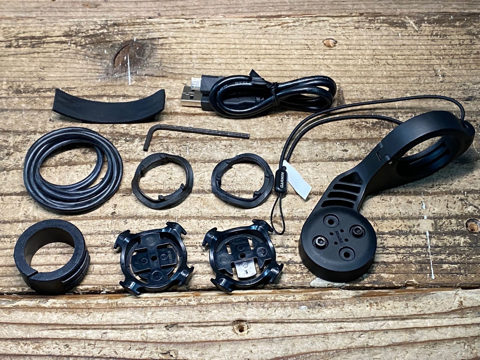 GARMIN - Garmin EDGE520ガーミン 10/15発売！ ガーミン・エッジ 520J。新トレーニング機能搭載