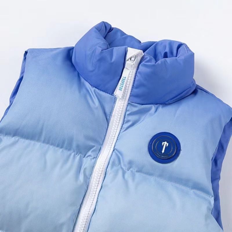 新品未使用 TRAPSTAR ダウンジャケットのベストで暖かくする  