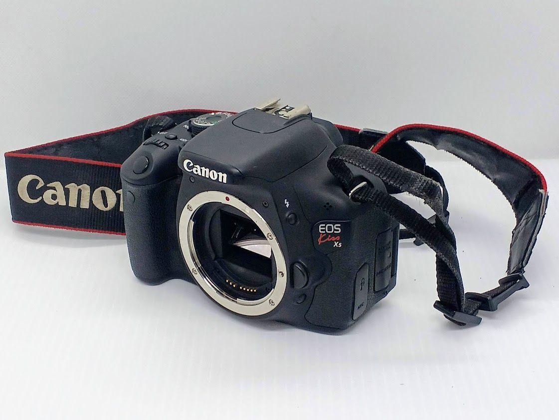 CANON  EOS kiss X5 一眼レフカメラ DS126311ジャンク