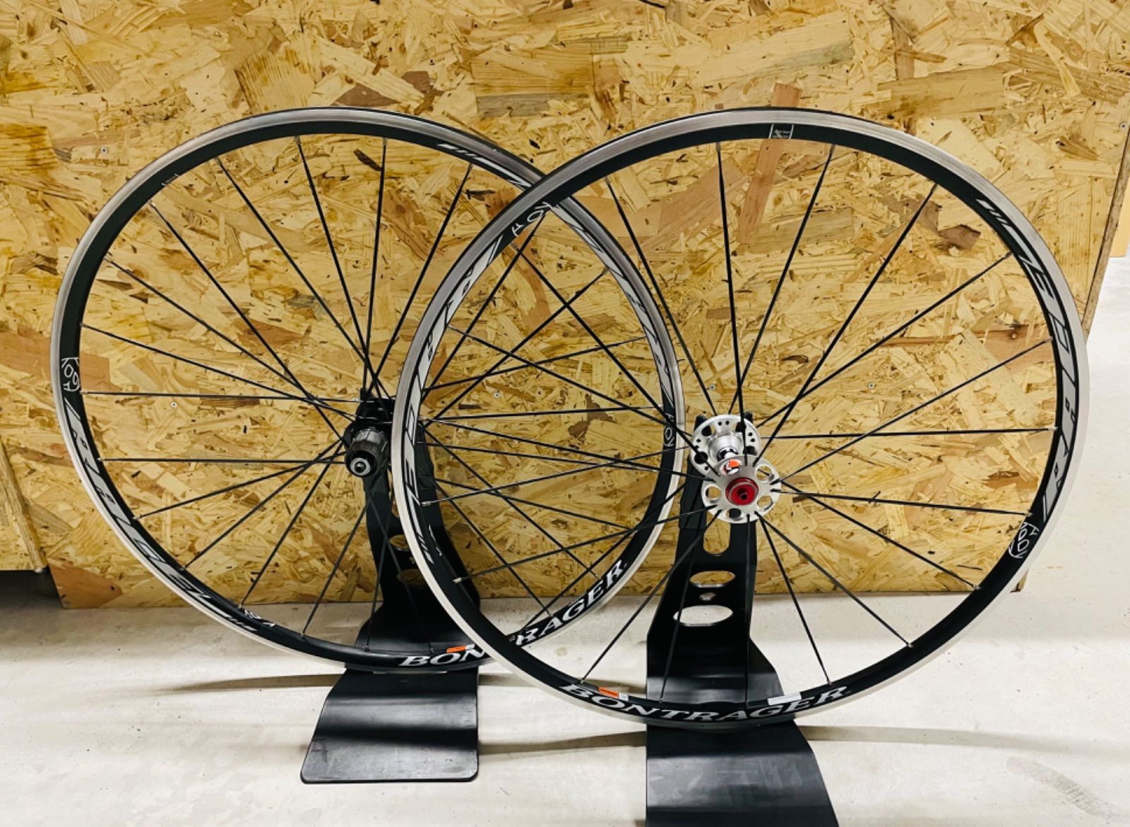 ボントレガー10Sクリンチャー前後 ボントレガー10Sクリンチャー前後 - メルカリ