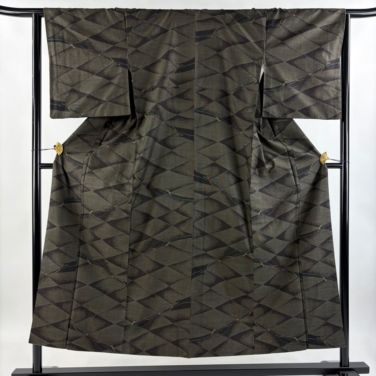 大島紬 身丈151.5cm 裄丈63cm S 袷 純泥染 証紙 組紐 菱 茶緑色 正絹 名品