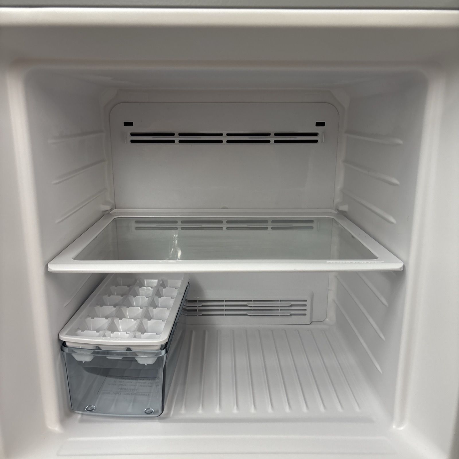 230L 冷蔵庫『名古屋市近郊配達設置無料』