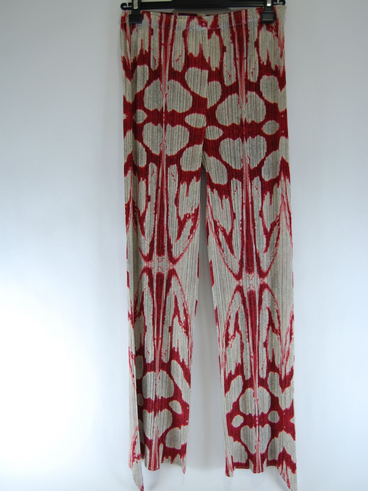 【USED/A】ISSAYMIYAKEイッセイミヤケ■PLEATSPLEASEプリーツプリーズ■グレーレッド■パンツ■サイズ4