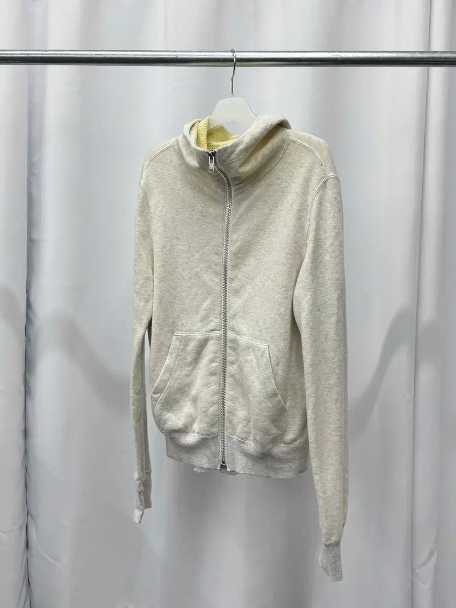 SACAI サカイ