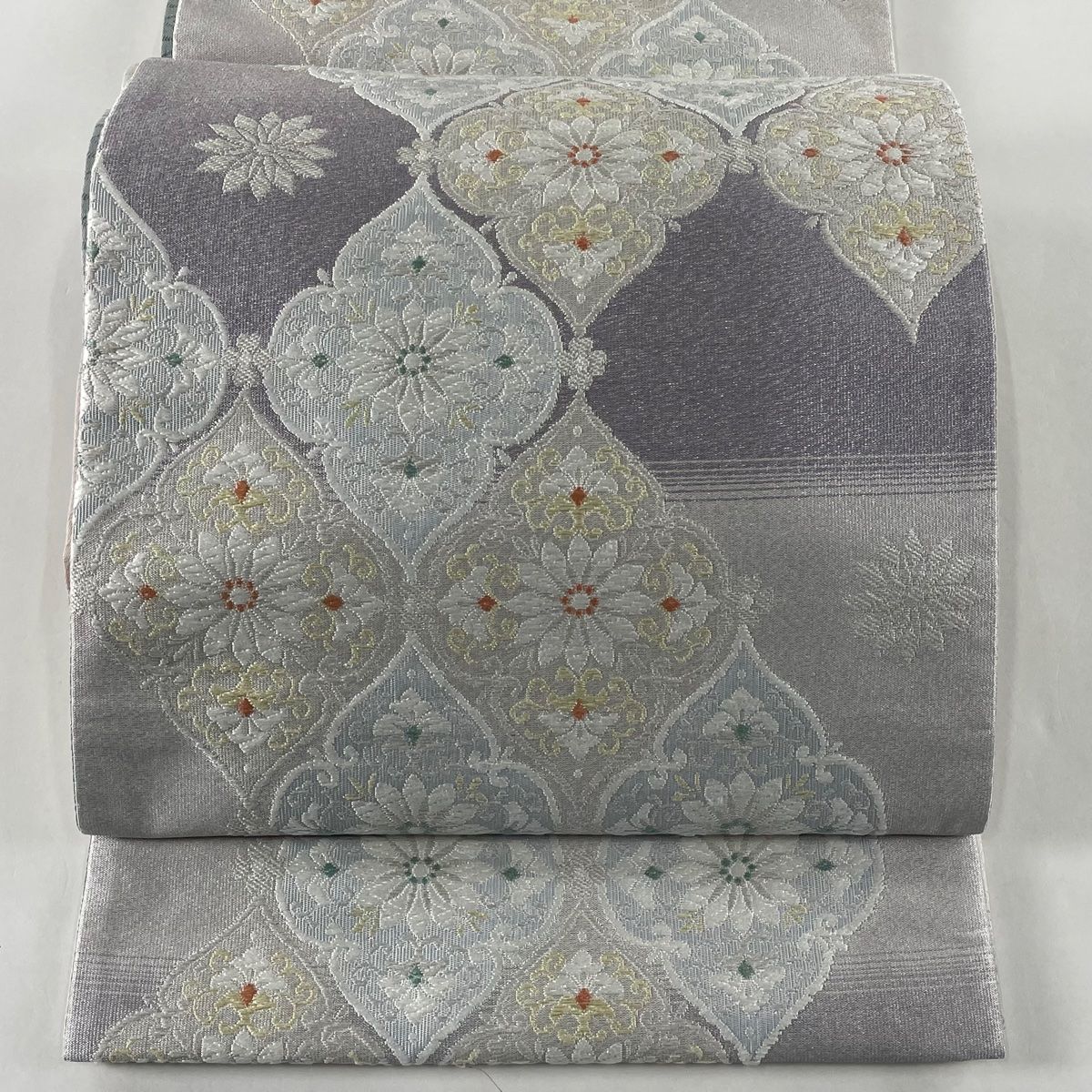 袋帯 美品 挟み込める 名品 花唐草 金銀糸 薄紫 六通 正絹 【中古】
