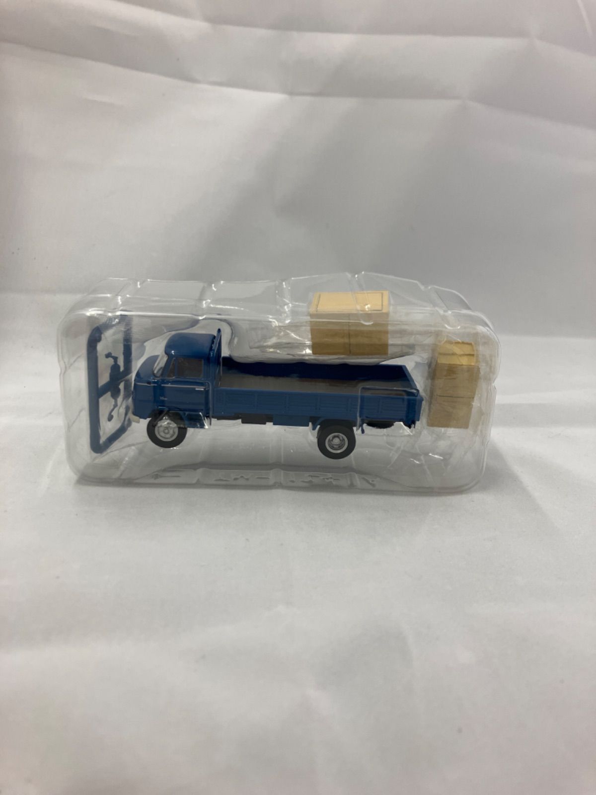 【新品】トミカリミテッドヴィンテージLV-80 ニッサン3.5トントラックセット 新品】トミカリミテッドヴィンテージLV-80 ニッサン3.5