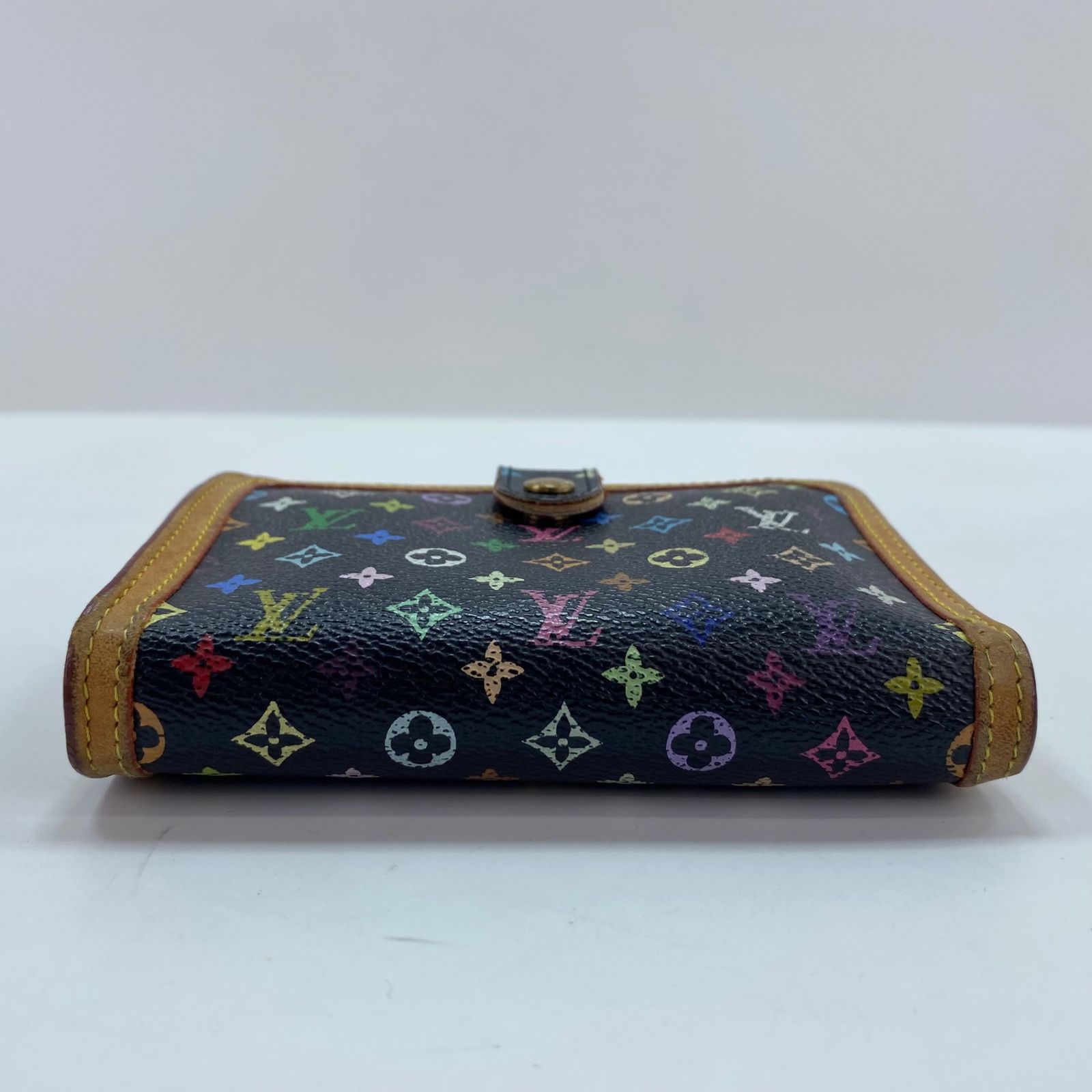 ルイヴィトン ♡マルチカラーがま口 財布 ルイヴィトン マルチカラーがま口財布