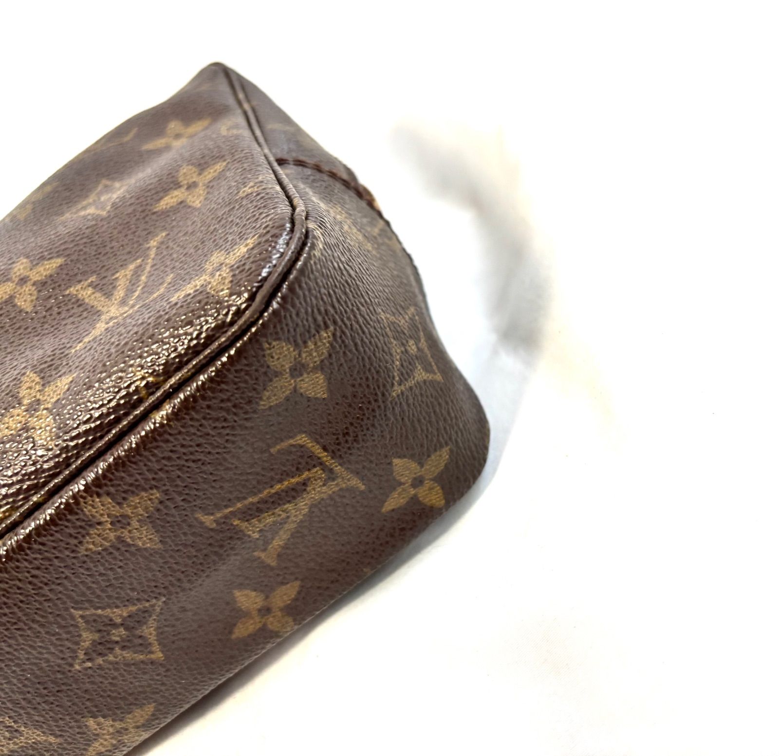 LOUISVUITTON 864TH