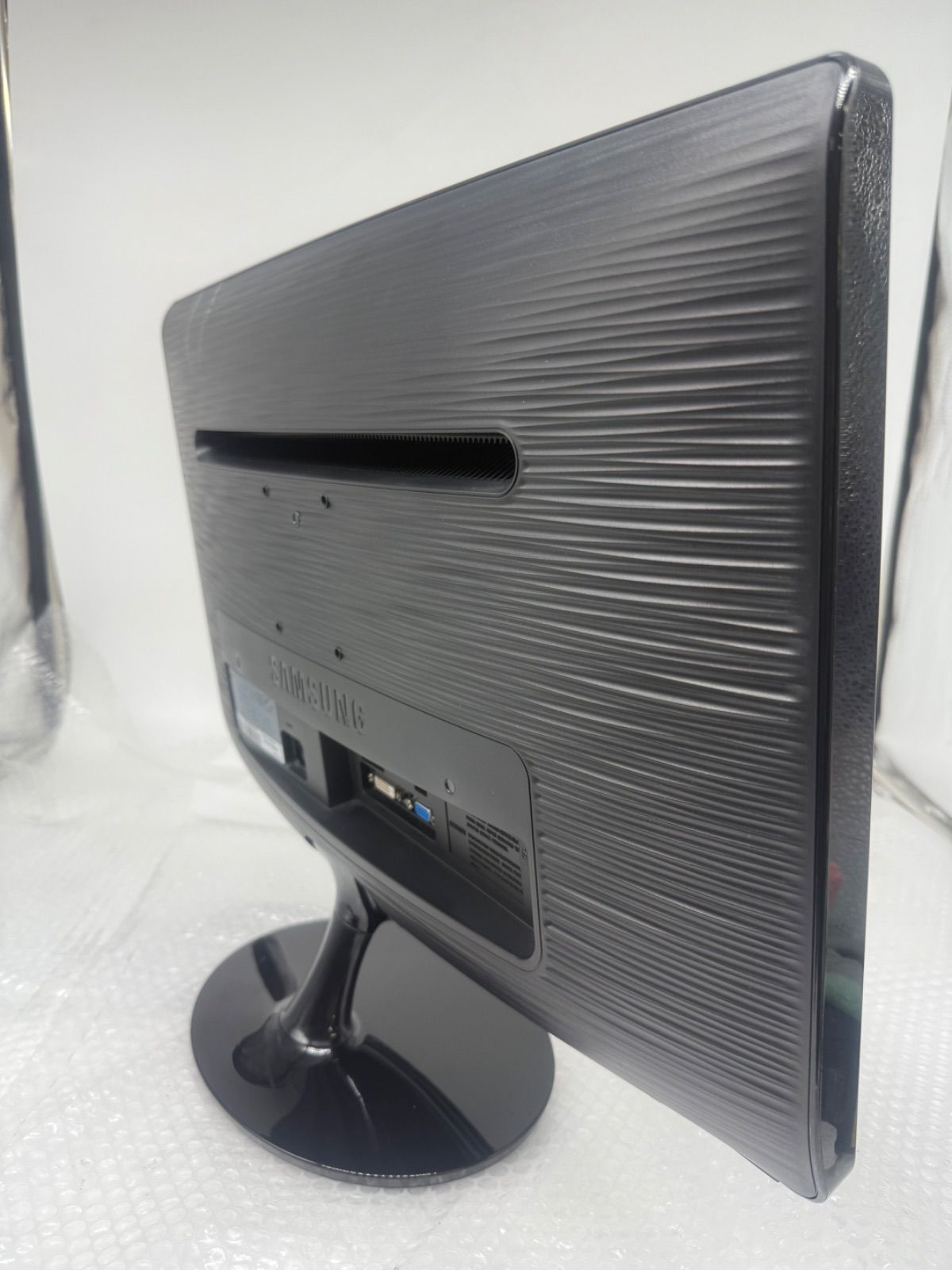 サムスン SyncMaster B2430H 24型ワイド液晶ディスプレイ 中古