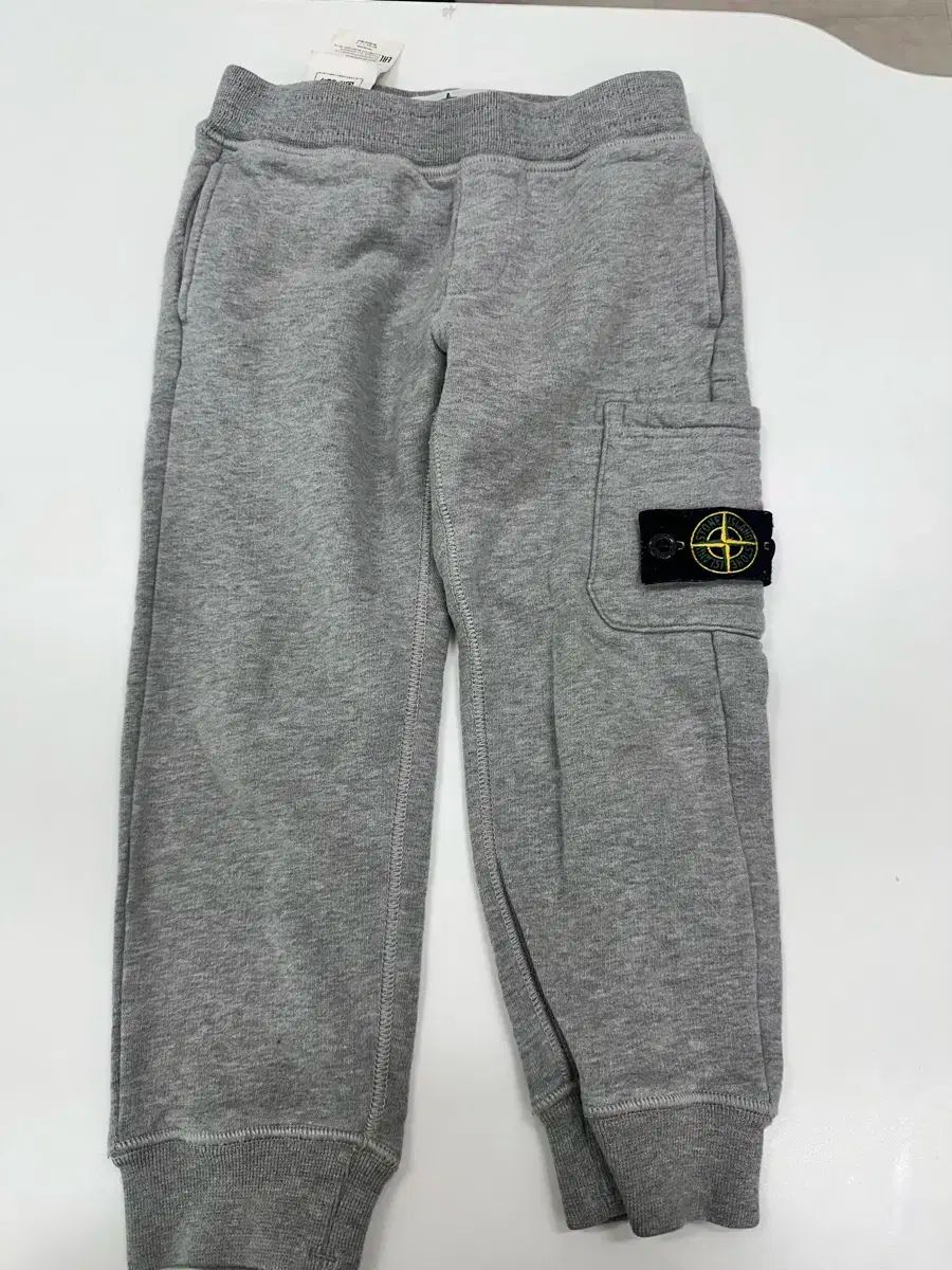 STONE ISLAND ストーンアイランド キッズ トレーニング ズボン 正規品 100 サイズ 4 バンディング パンツ
