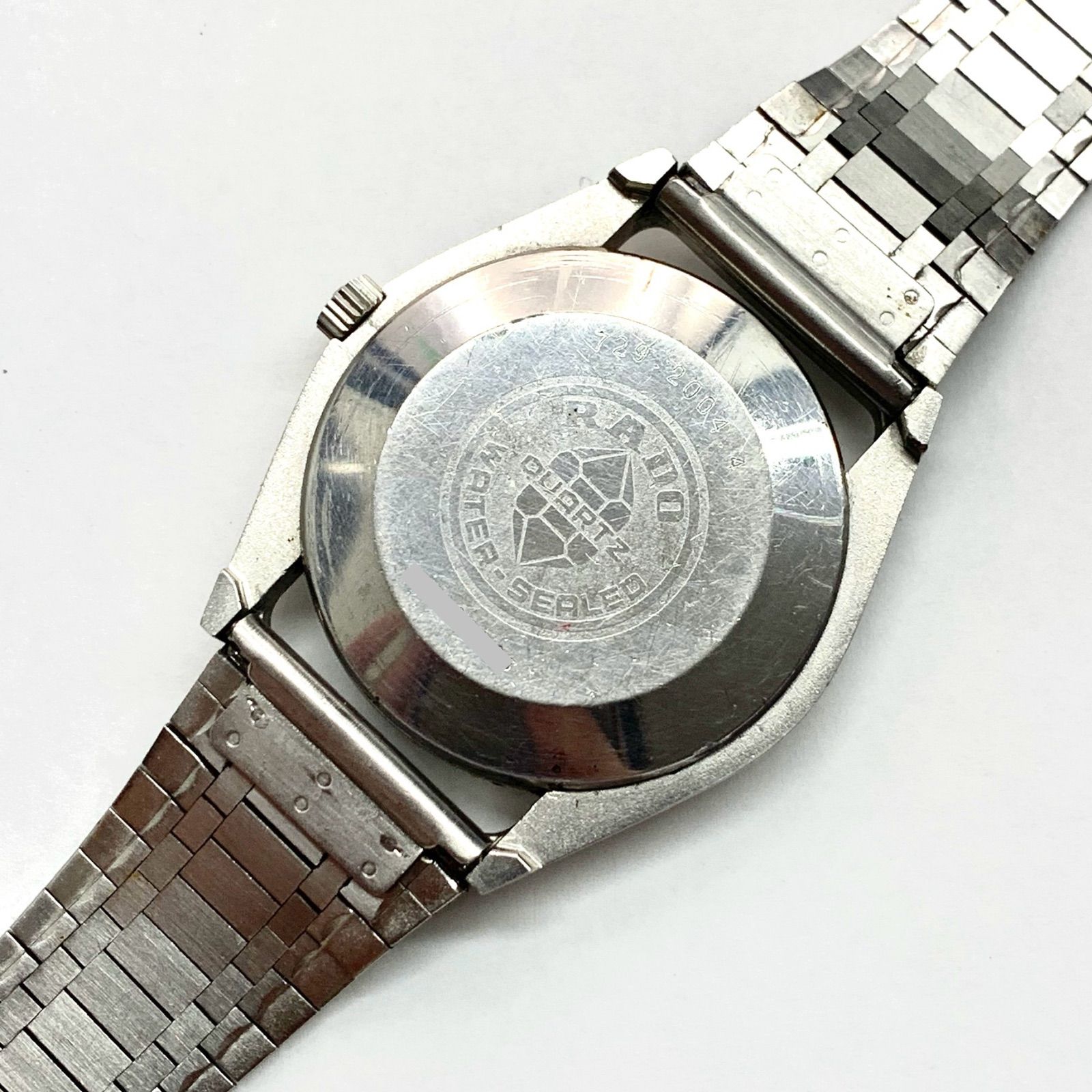 エレガンスクォーツ