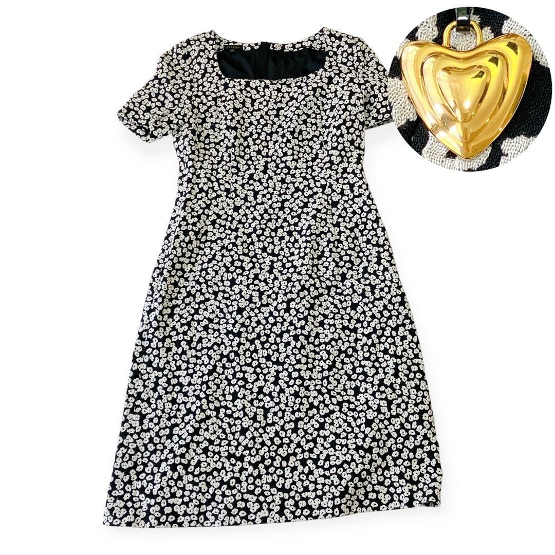 エスカダ レディース ワンピース ドレス 半袖 ハートチャーム M〜L 花柄