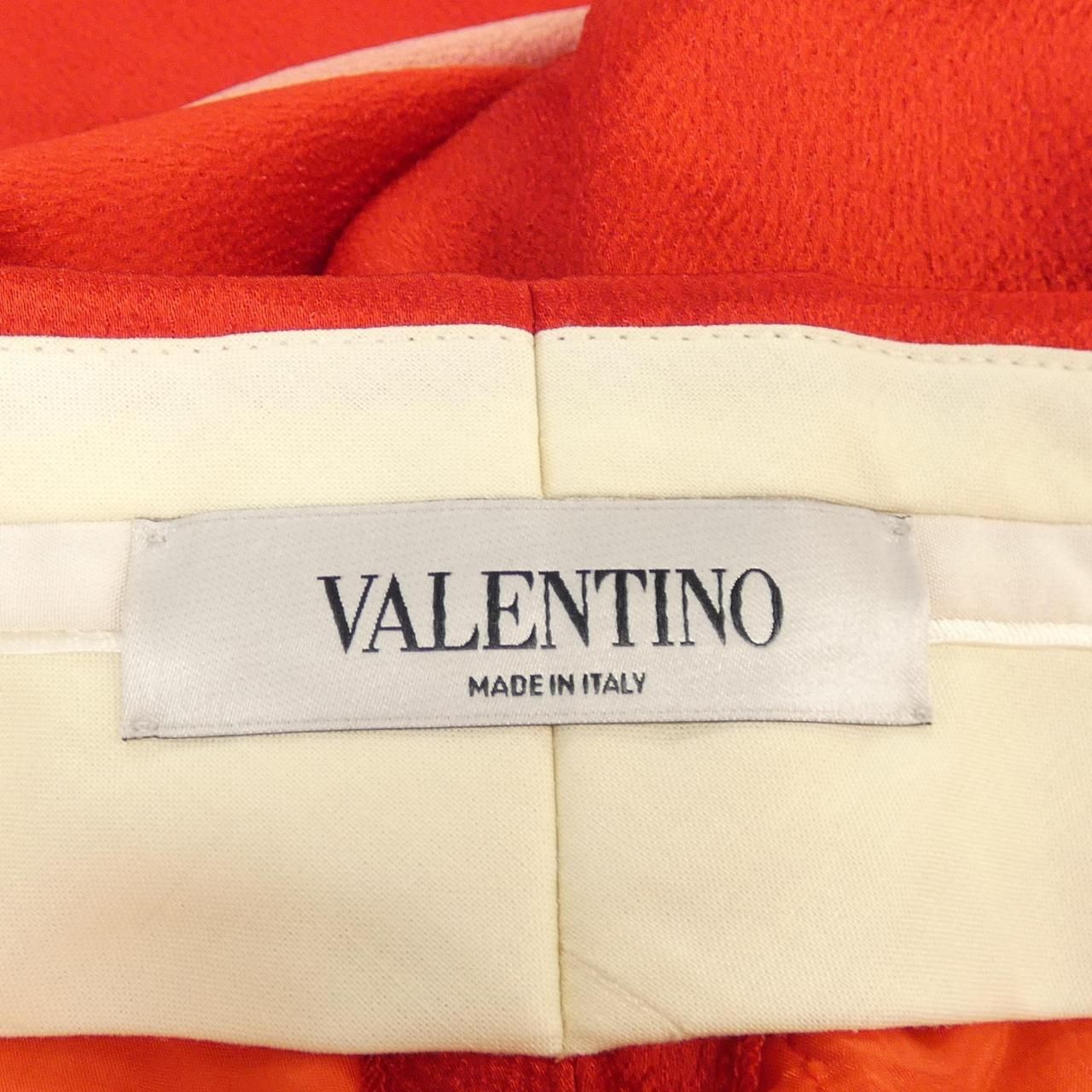 ヴァレンティノ VALENTINO