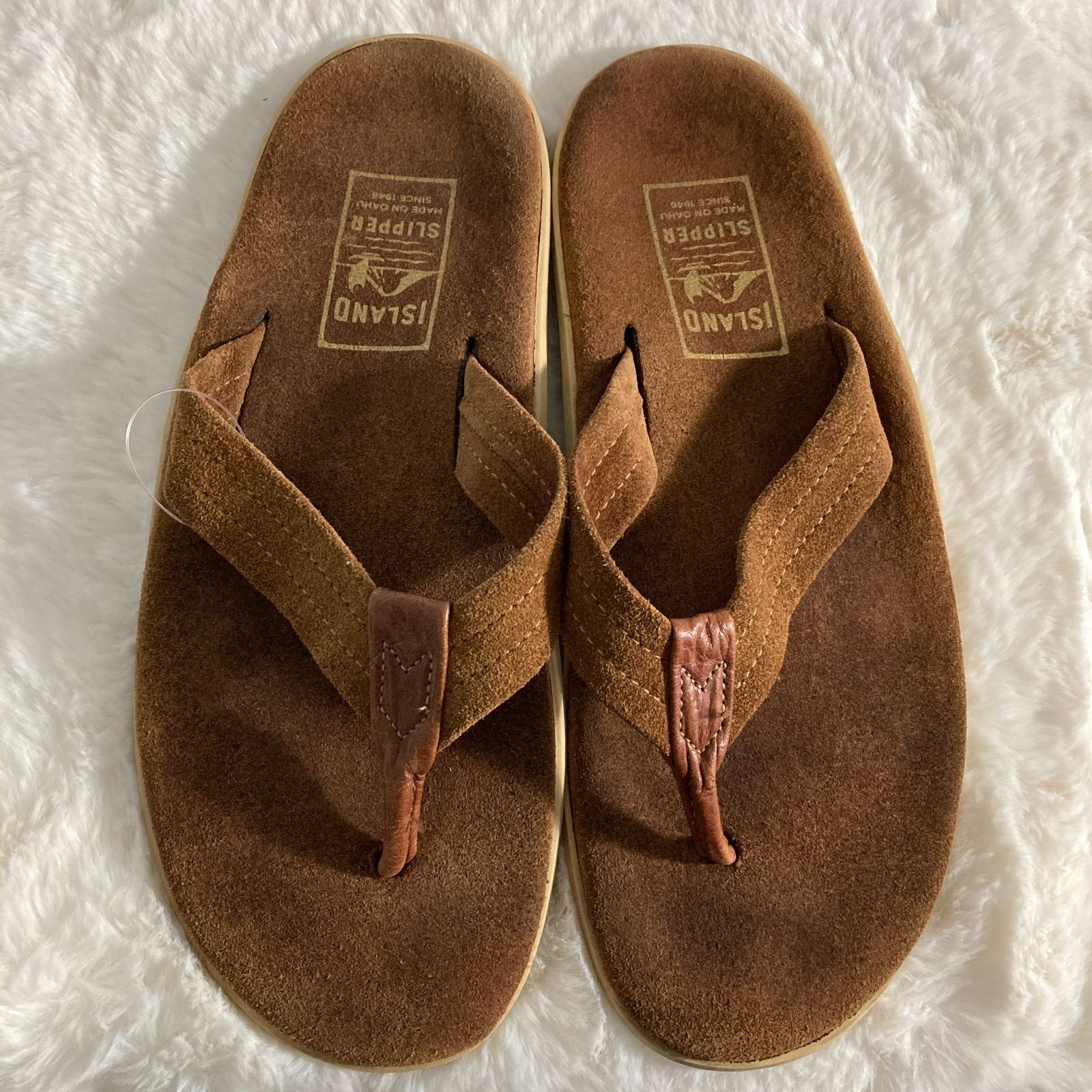 ISLAND SLIPPER