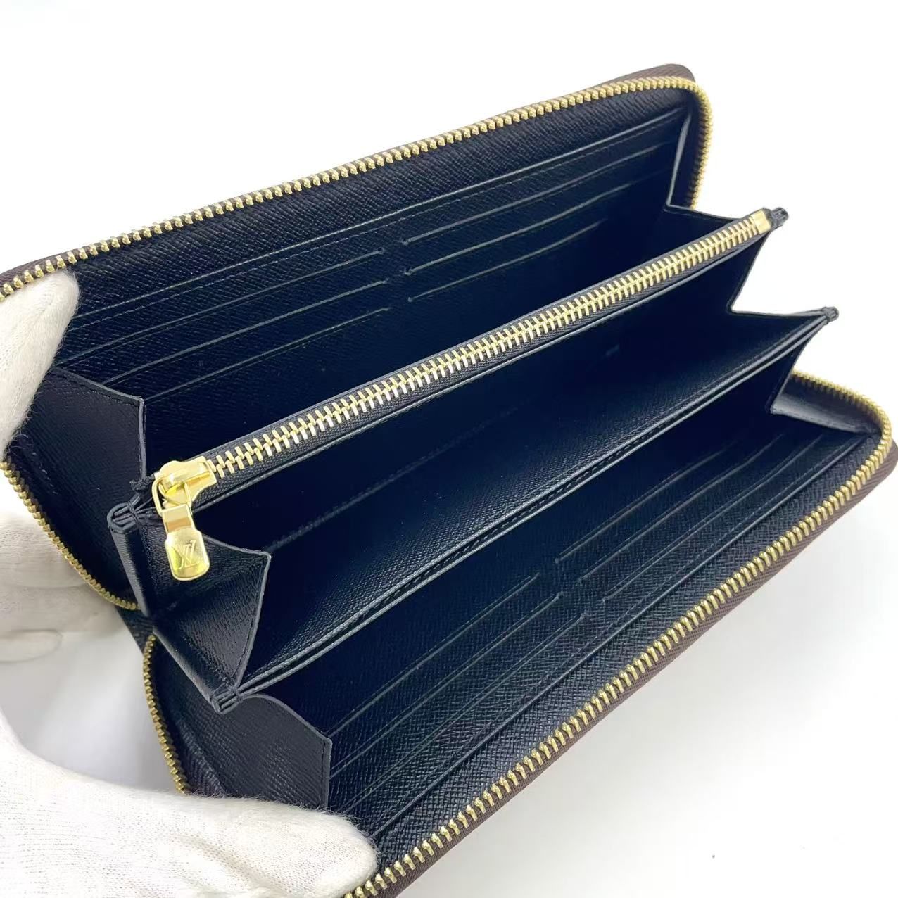 モノグラムジャイアント