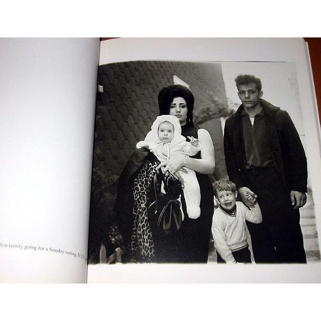 本 洋書写真集 ダイアン・アーバス/ Diane Arbus: An Aperture