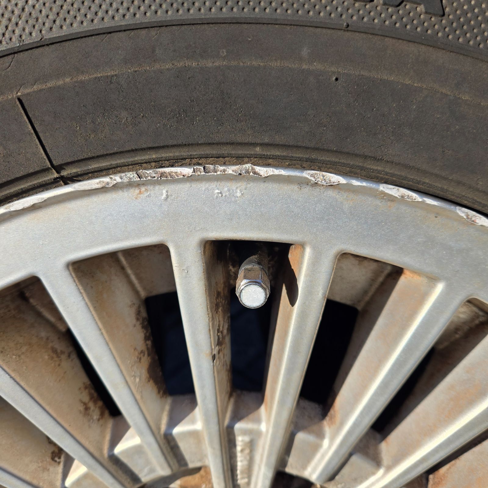 ボルボ 240 純正アルミホイール コロナ！ - メルカリ