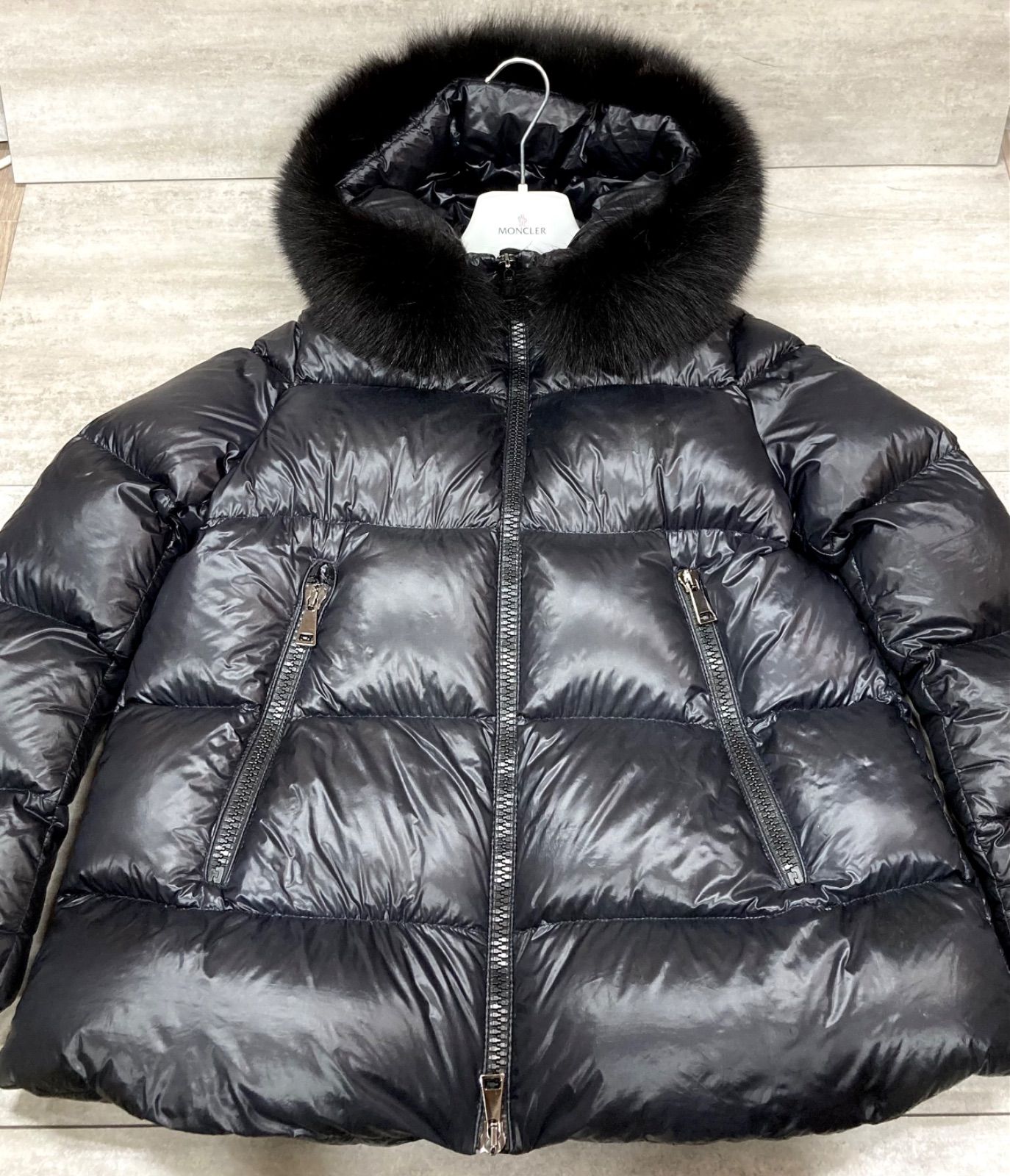 MONCLER モンクレール ダウンジャケット アウター コート SERIFUR