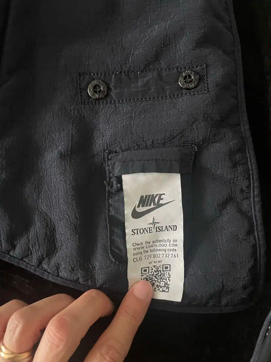 ISLAND ストーンアイランド