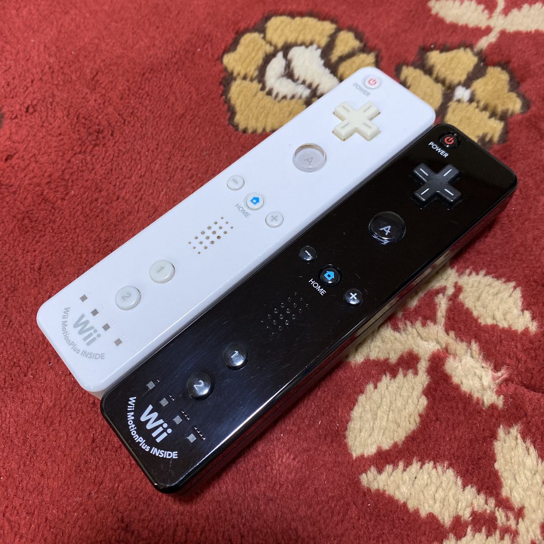 専用 wiiリモコン シロ2本 & リモコンプラス アオ2本セット 未使用品-