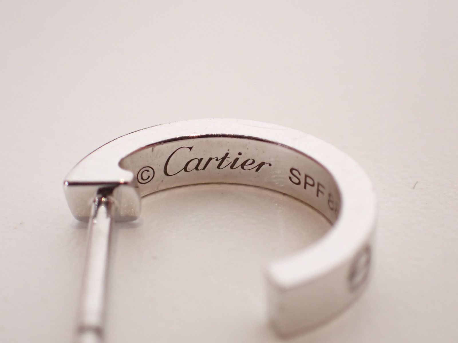 Cartier カルティエ ミニラブピアス K18WG 片方 カルティエ Cartier ミニラブピアス シルバー K18WG ジュエリー