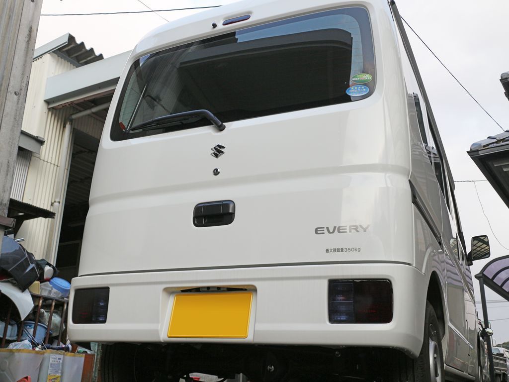 Tint+カット済み エブリイ バン DA17V テールランプ スモークフィルム(Type4：ハイマウントストップランプ用との3点セット)
