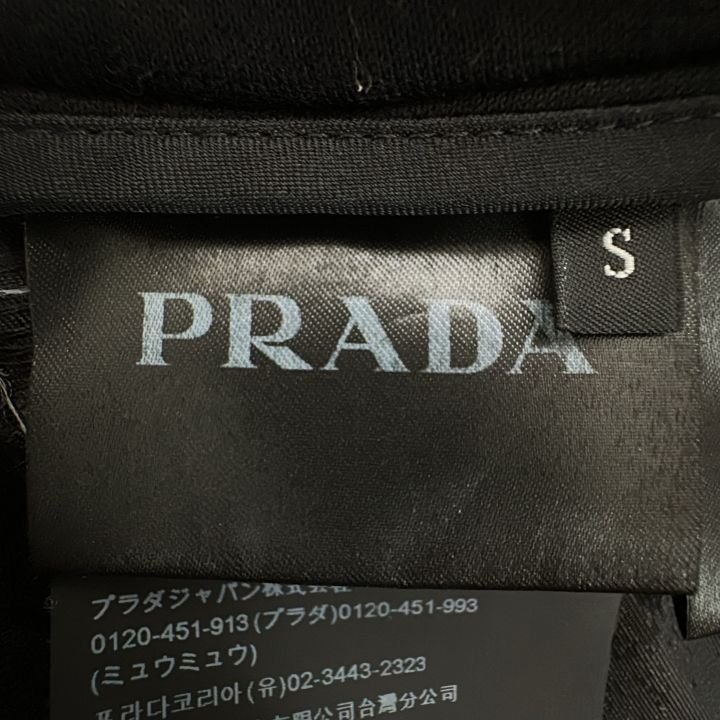 PRADA プラダ