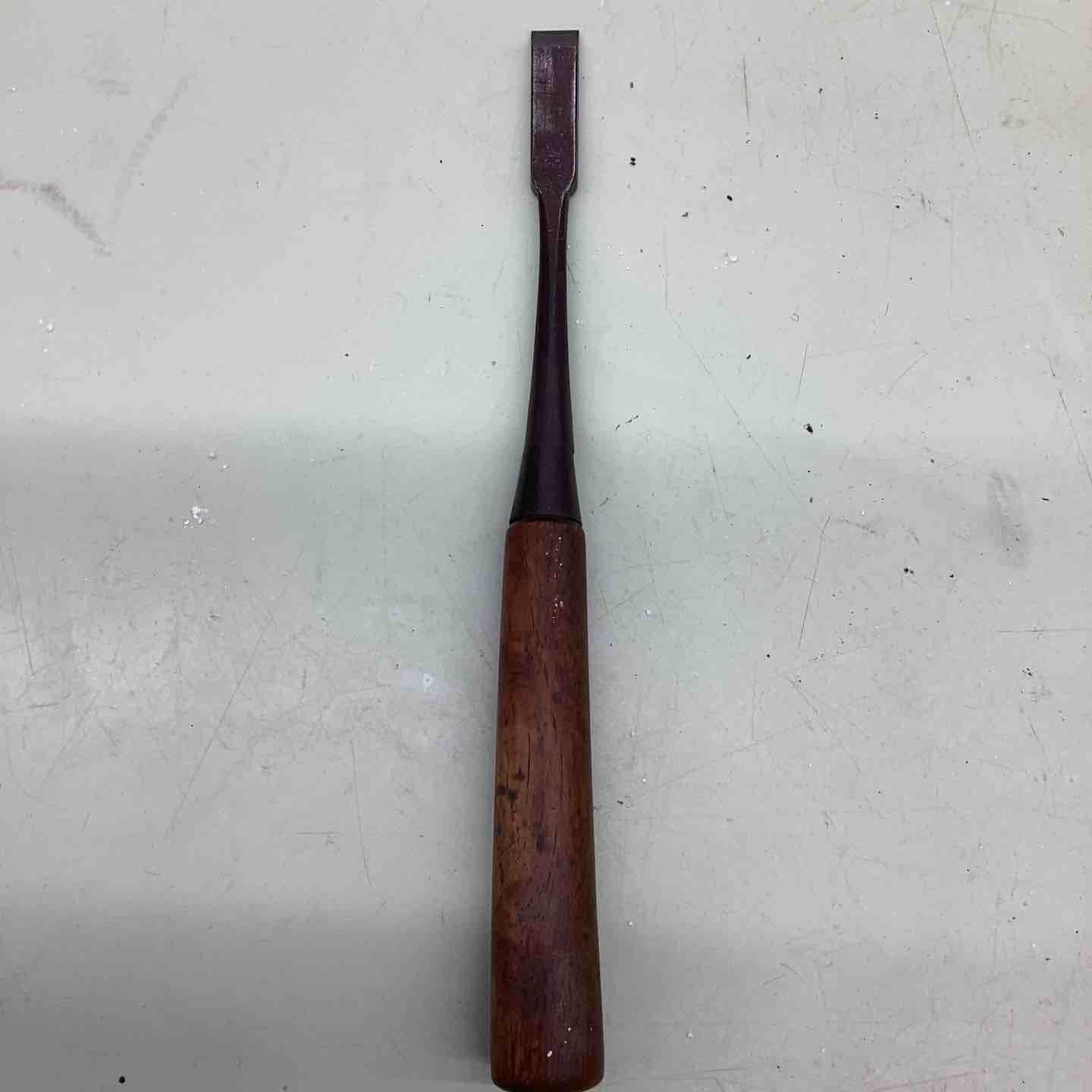 清忠 薄鑿 4分 中厚鑿 内丸鑿 刃幅約1cm 越谷店