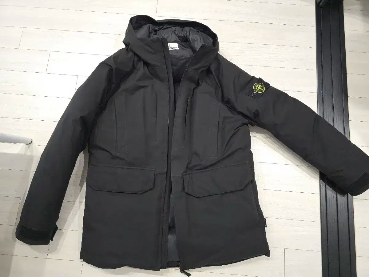 STONE ISLAND(ストーンアイランド) 22FW ゴアテックス 3L ダウンジャケット M