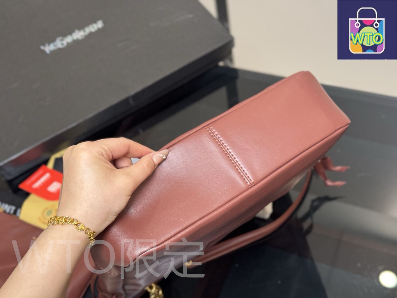 サンローラン、発送用、専用出品 SAINT LAURENT PARIS（サンローランパリ）ライダース 黒 サイズ