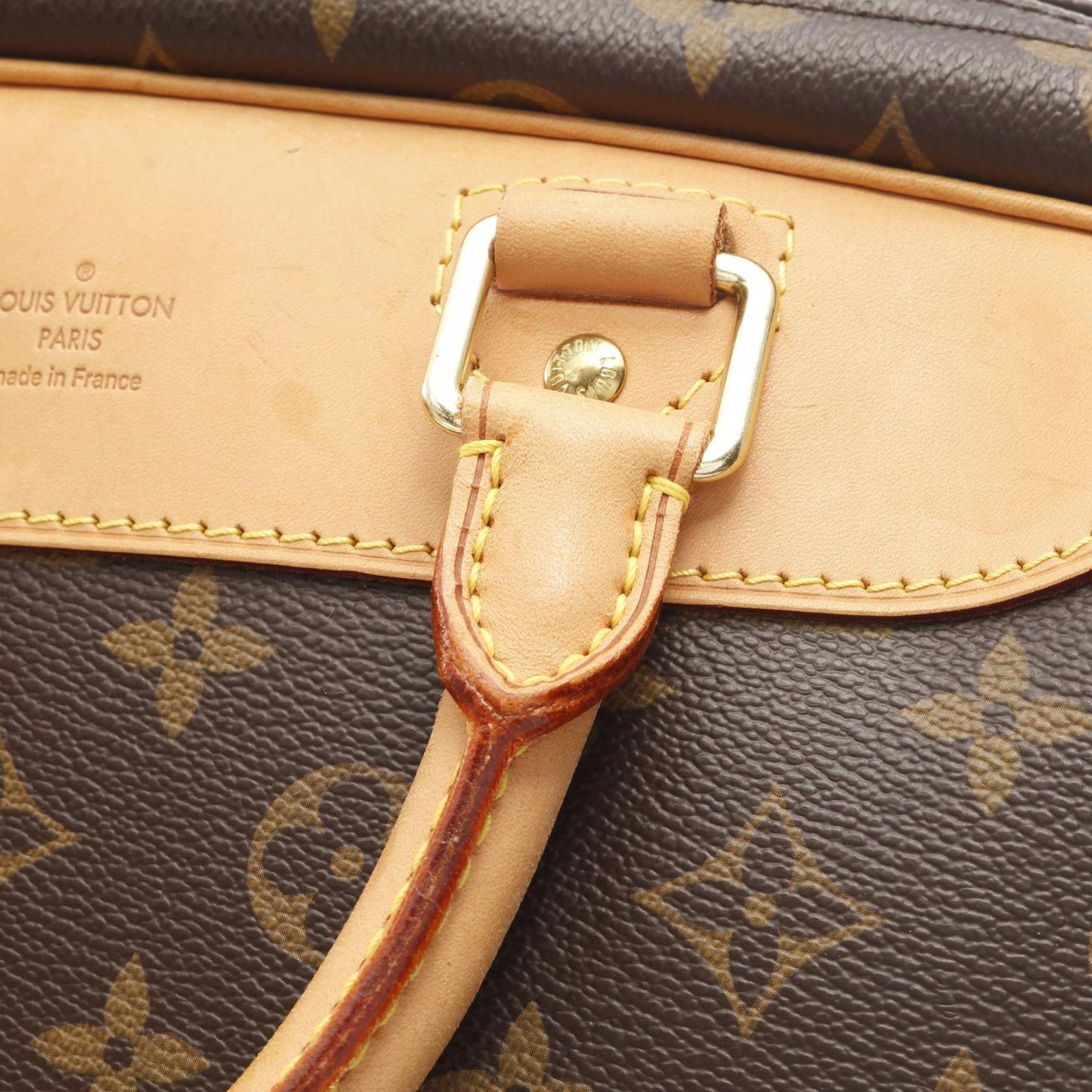 VUITTON