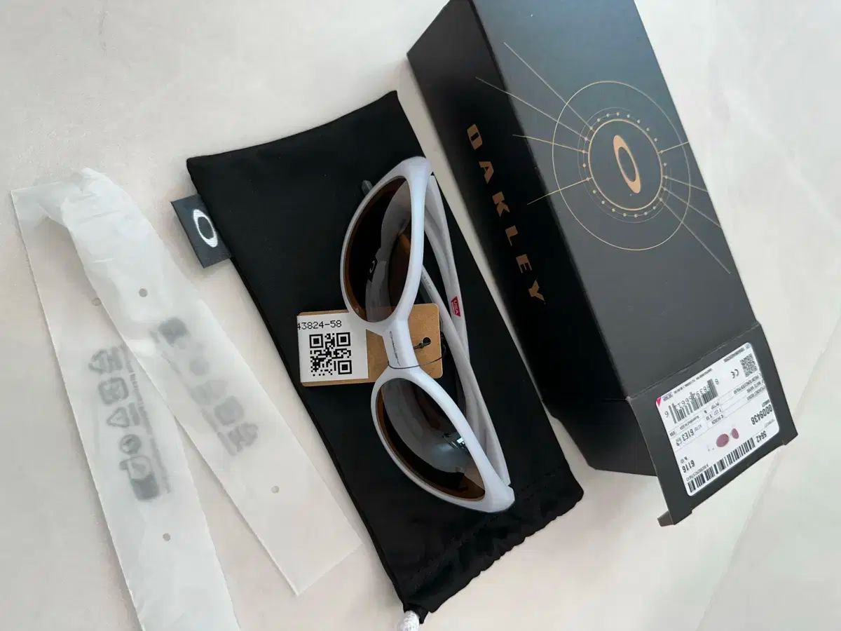 OAKLEY オークリー eyejacket 偏光レンズ 訳あり新品 オークリー