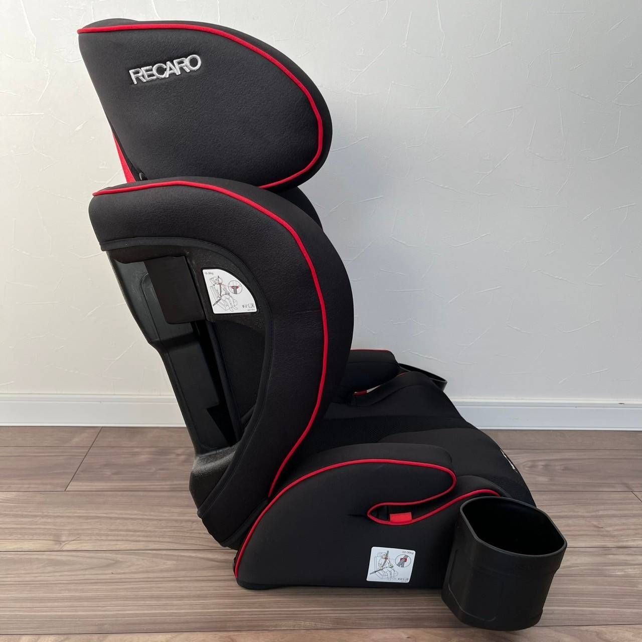 RECARO J3 Jet Black ジュニアシート RECARO レカロ ジュニアシート J3 Jet Black 車用子供椅子 レカロ