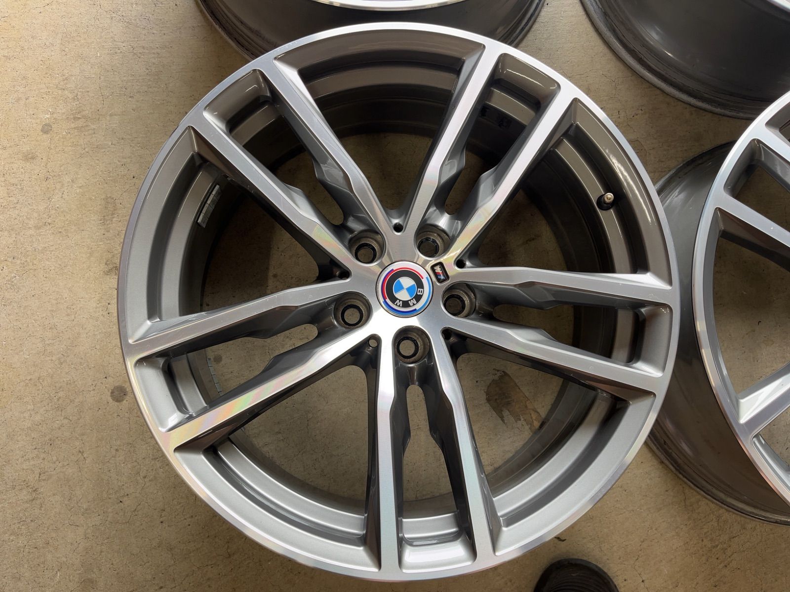 BMW X3 G01 X4 G02 等に 4本 ケレナーズ18インチ ホイール BMW X3 G01 X4 G02 等に 4本 ケレナーズ18インチ ホイール