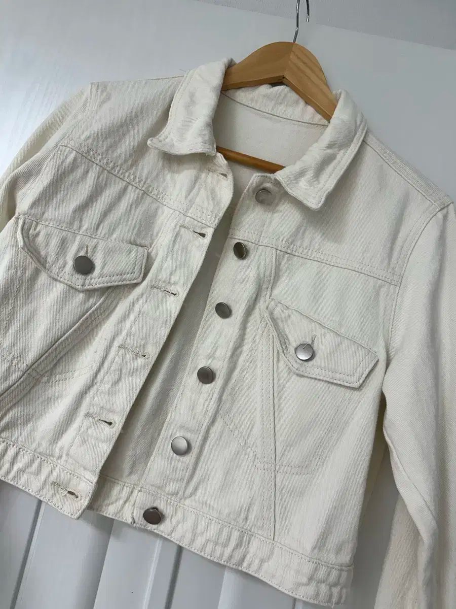 アイボリー デニムジャケット DIESEL（ディーゼル）の「DIESEL SS22 メンズ デニムジャケット