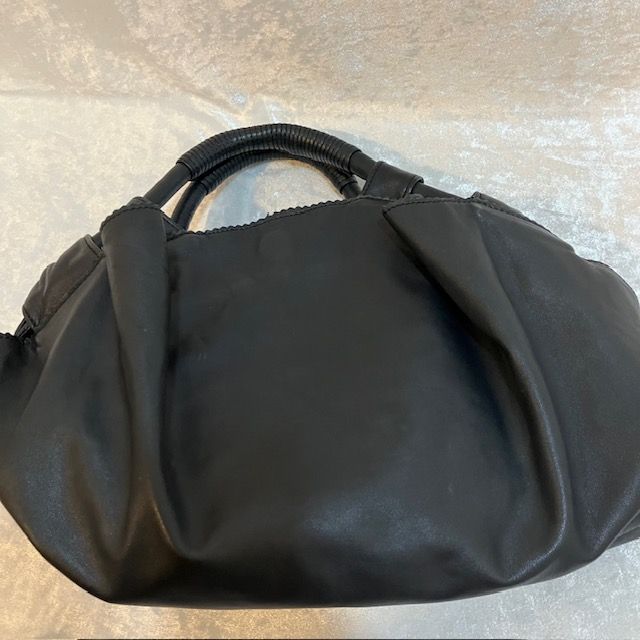 ロエベ LOEWE ナッパアイレ ハンドバック ナッパレザー ブラック