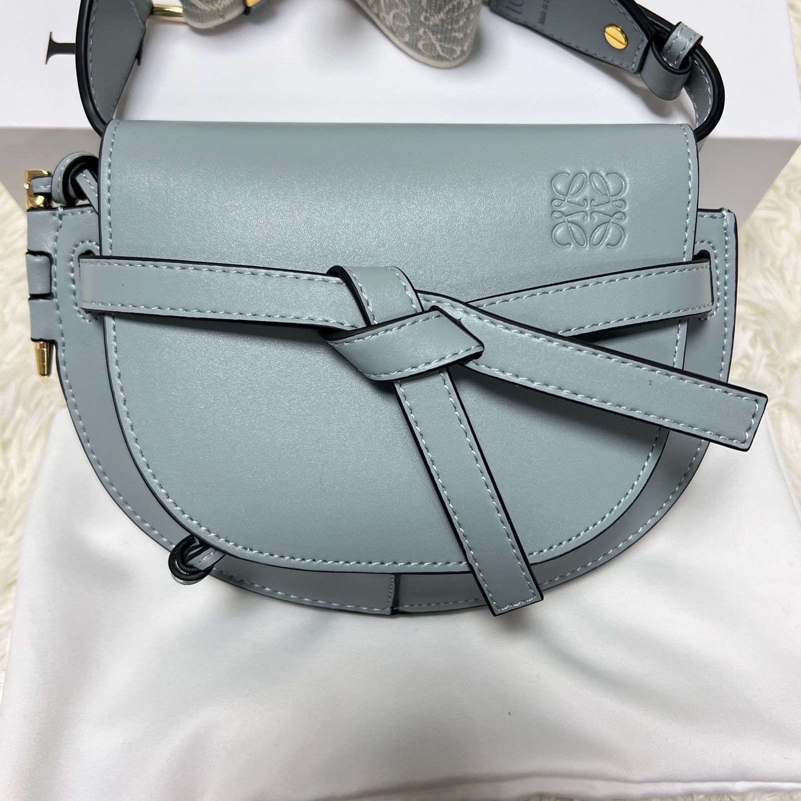 美品✨ロエベ LOEWE ショルダーバッグ