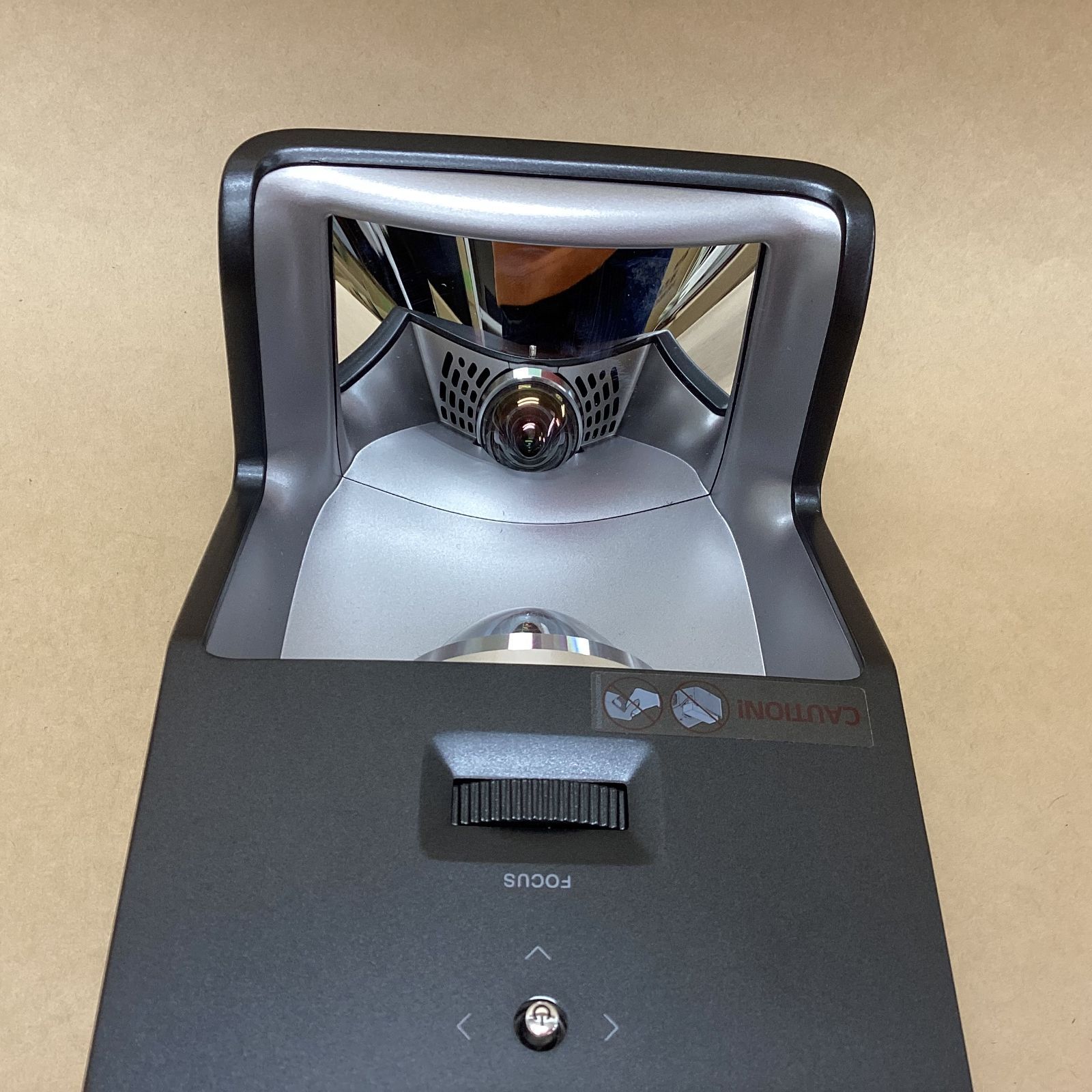 LG Electronics 超短焦点LEDプロジェクター PF1000UG 1000lm 100インチ 