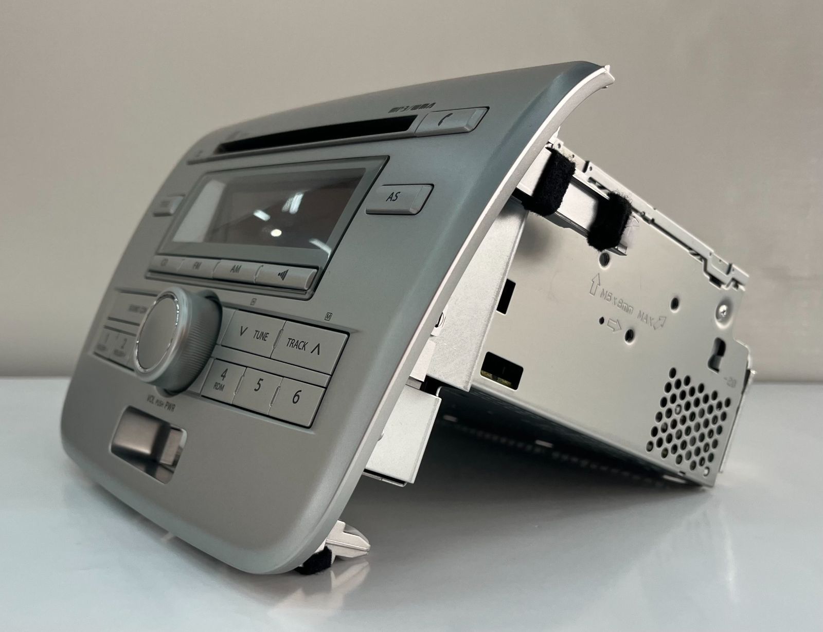 MH23S ワゴンR純正オーディオ mh23s 純正カーオーディオ 本体 異サイズ純正オーディオから1DIN純正