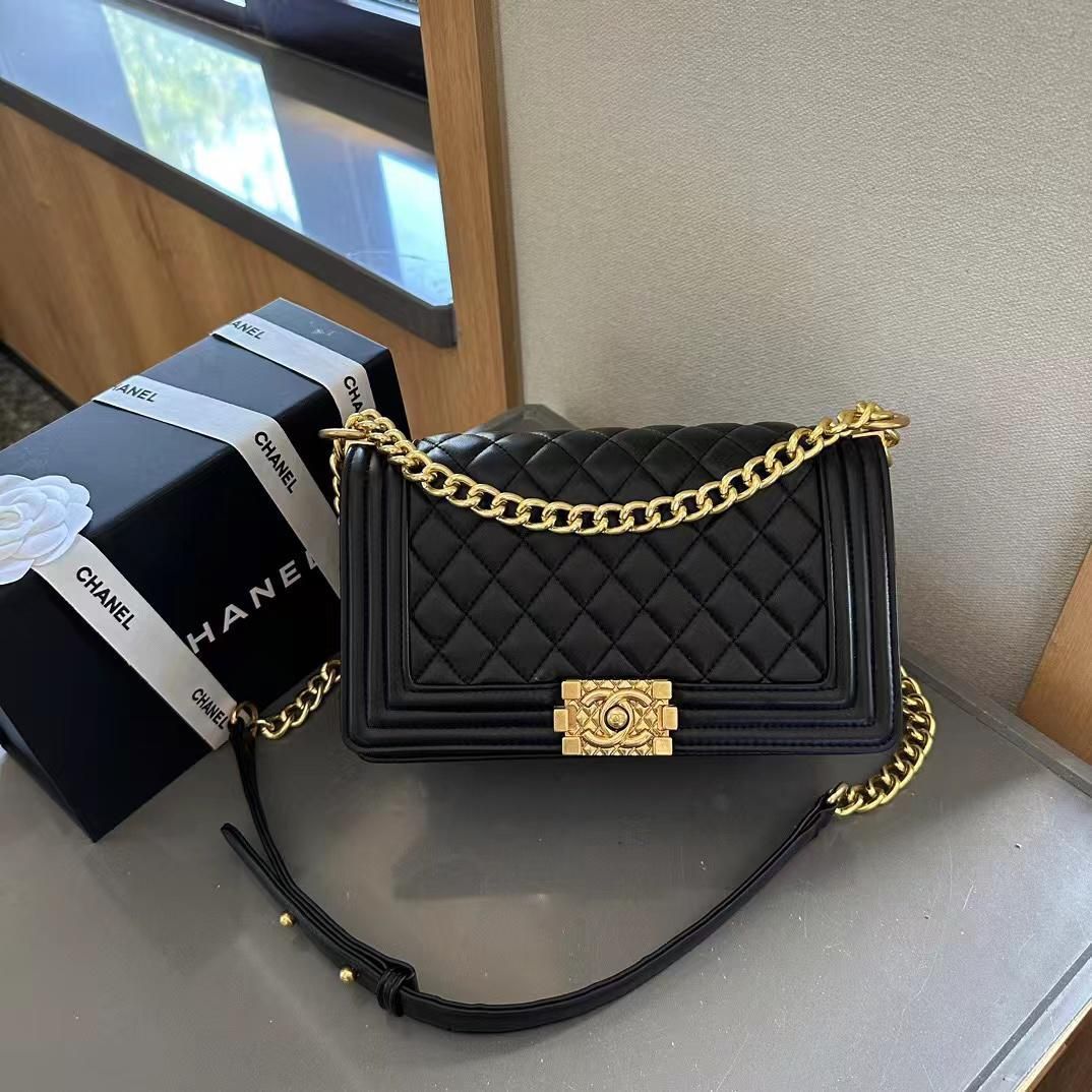 美品?CHANEL シャネル ショルダーバッグ 黒｜本日限定特価｜新品