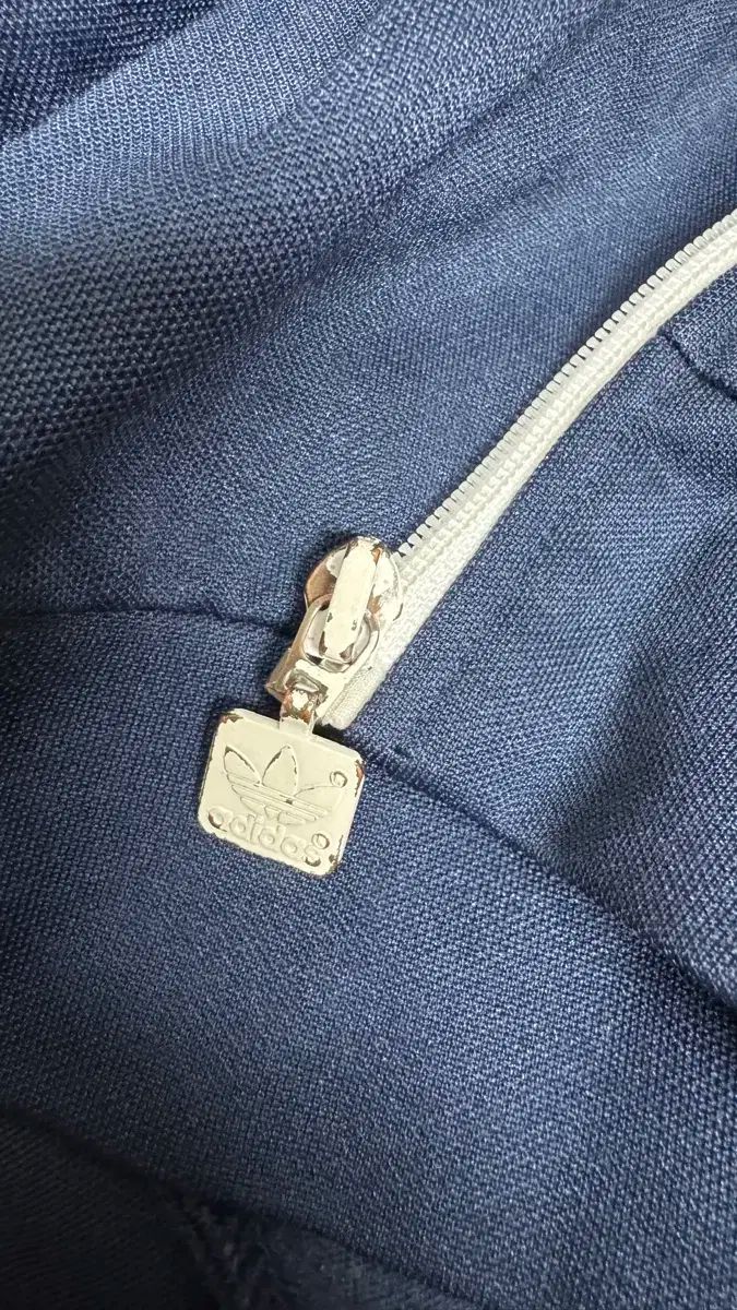 ネイビー トラックトップス