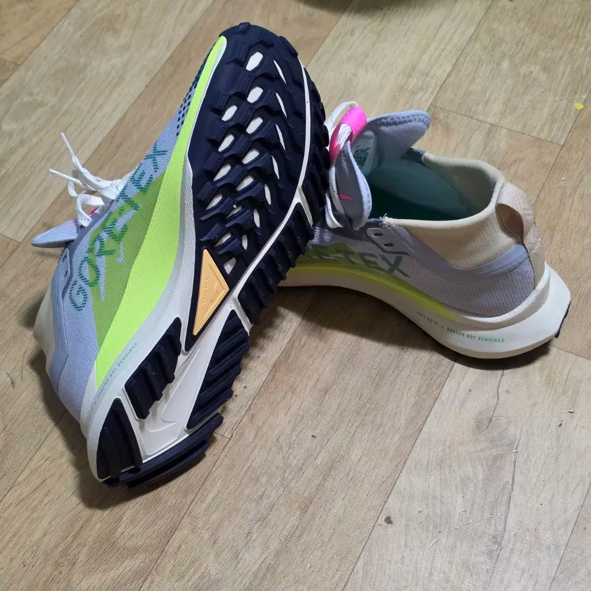 NIKE(ナイキ) ペガサス トレイル 4 GORE-TEX(ゴアテックス NIKE(ナイキ) ペガサス トレイル 4 GORE-TEX(ゴアテックス