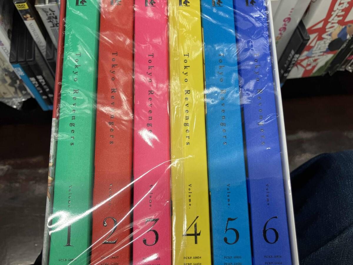 東京リベンジャーズ DVD全巻セット 1〜6巻 東京リベンジャーズ DVD全巻セット 1〜6巻