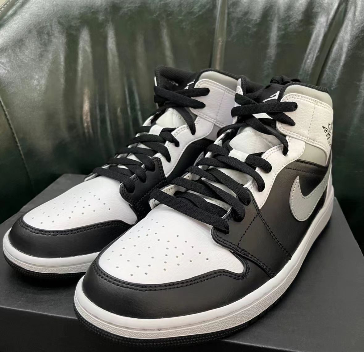 Nike ナイキ Air Jordan 1 aj1Mid " White Shadow " 554724-073 スニーカー 並行輸入品