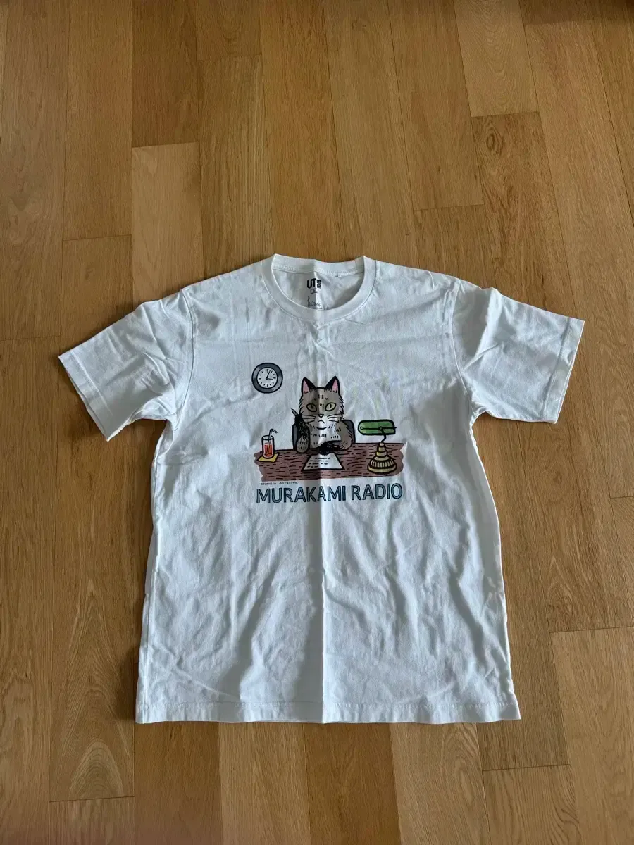 UNIQLO ハルキ・ムラカミ ダンスダンスダンス ピンバッジ 10個