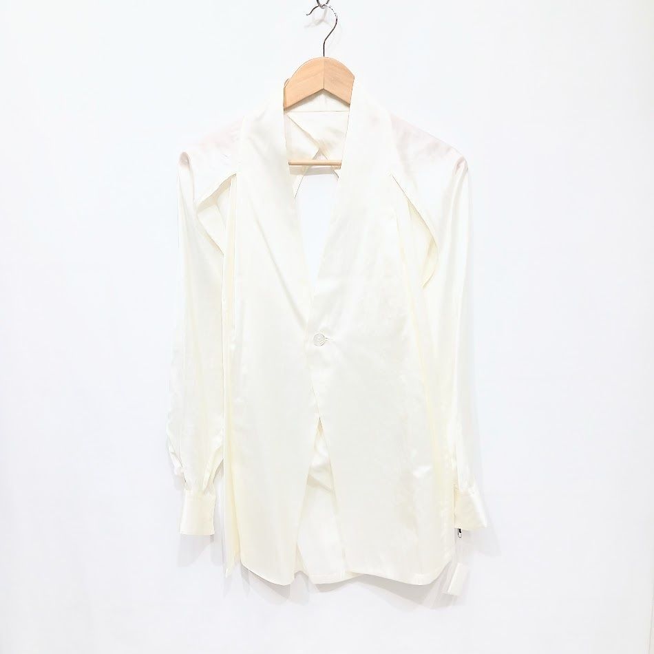 22AW 未使用品 ISSEY MIYAKE イッセイミヤケ LUSTER SHIRT IM23FJO22 