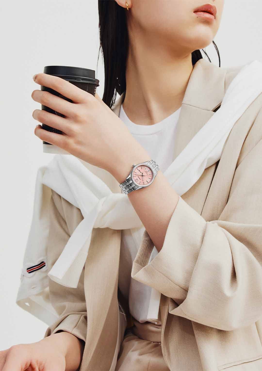 G-SHOCK：2023年ファイターズモデル G-SHOCK：2023年ファイターズ