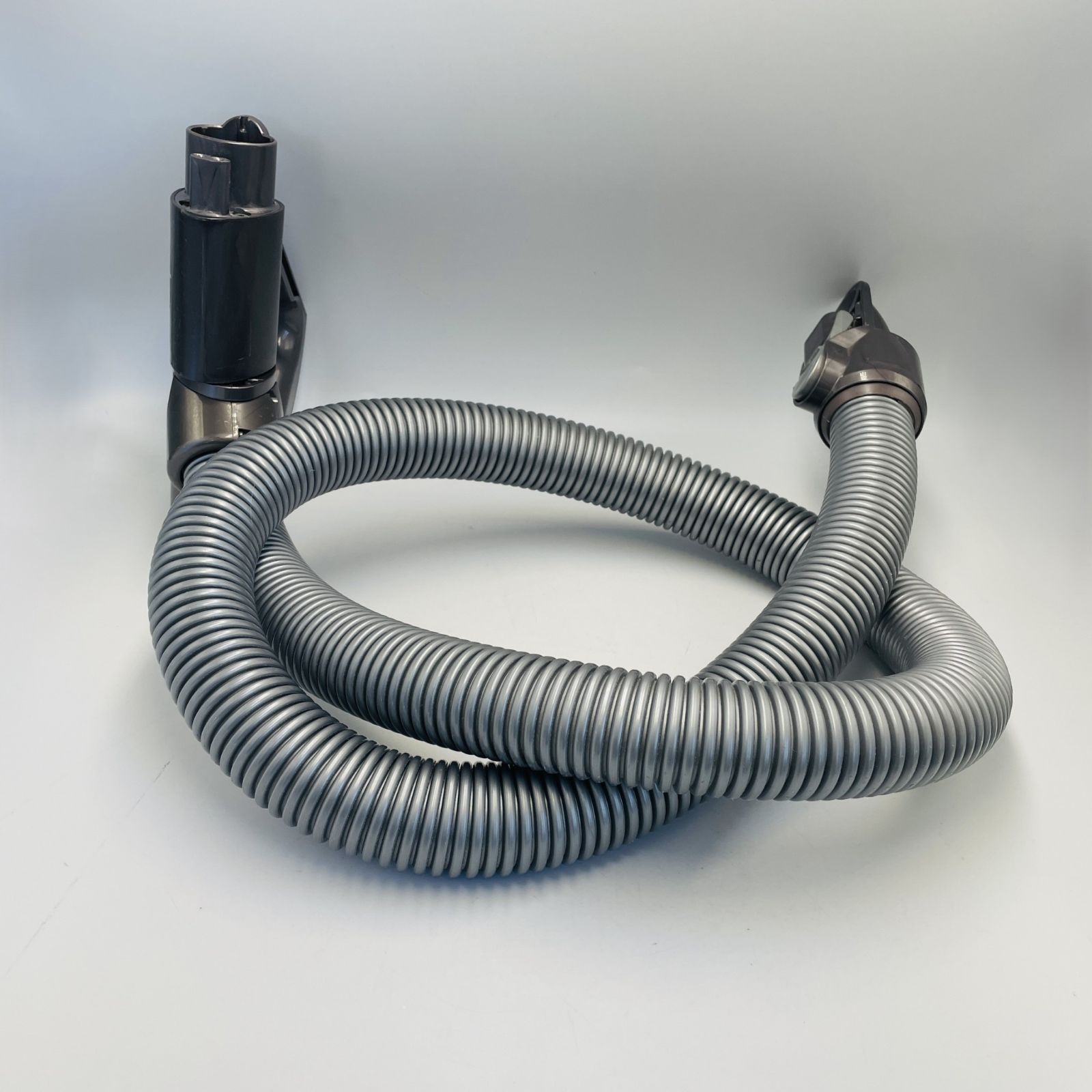 簡易清掃済】ダイソン （型番：CY25） 掃除機 ホース 管 蛇腹