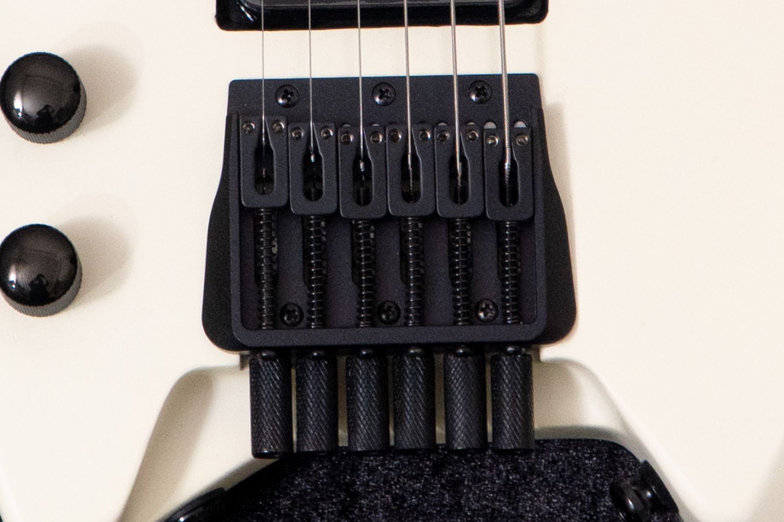 new】HEX Guitars / N400L Ivory LH - メルカリ
